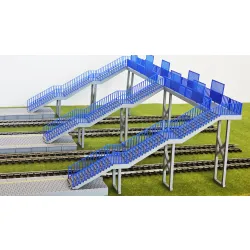 Kładka nad torami – połącznie 3 peronów