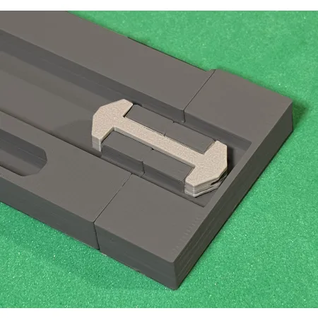 Peron wyspowy z latarniami H0 1:87 20 cm modułowy PRL