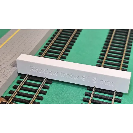 Ustawiacz torów i peronu H0 1:87